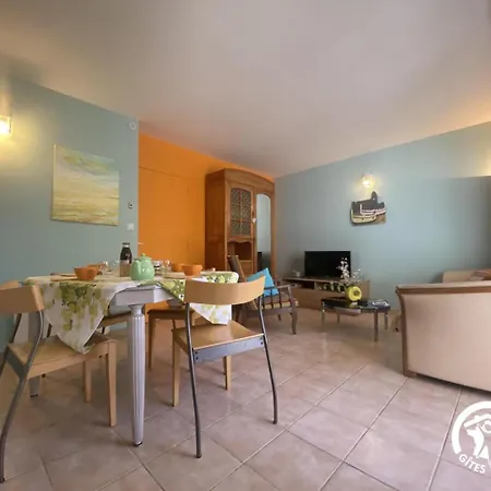 Semesterbostad Le Tilleul Du Parc De La Dame *